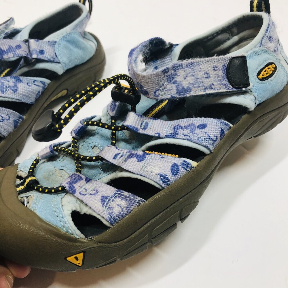 Keen Women's Floral Print Classic River Hiking Outdoor Sandal Pre-owned Size 5 - Picture 3 of 6